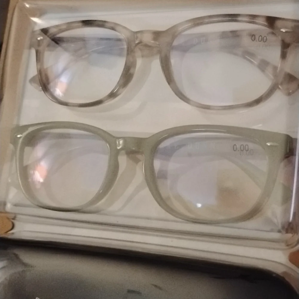 Rae dunn premium blue light blocking reading glasses +0.00